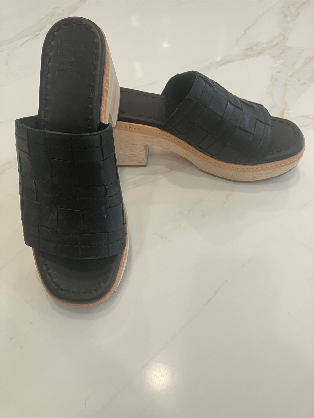 Frye Woven Slide Heel Sandals in Black Leather w/ Wood Sole Sz 9.5 Like New